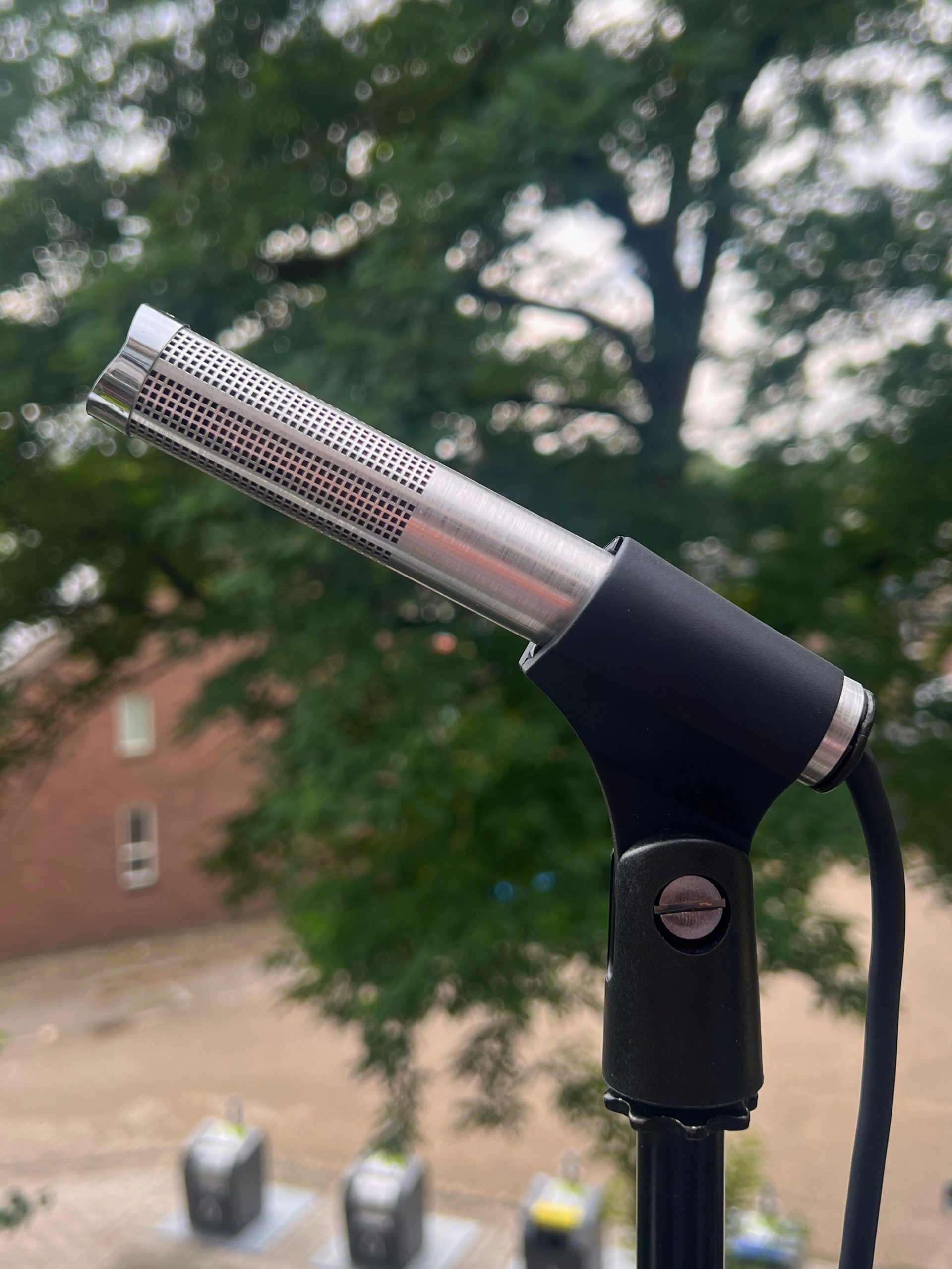 Sennheiser MD402 LM Super-Cardioid Dynamic Microphone - Image 2
