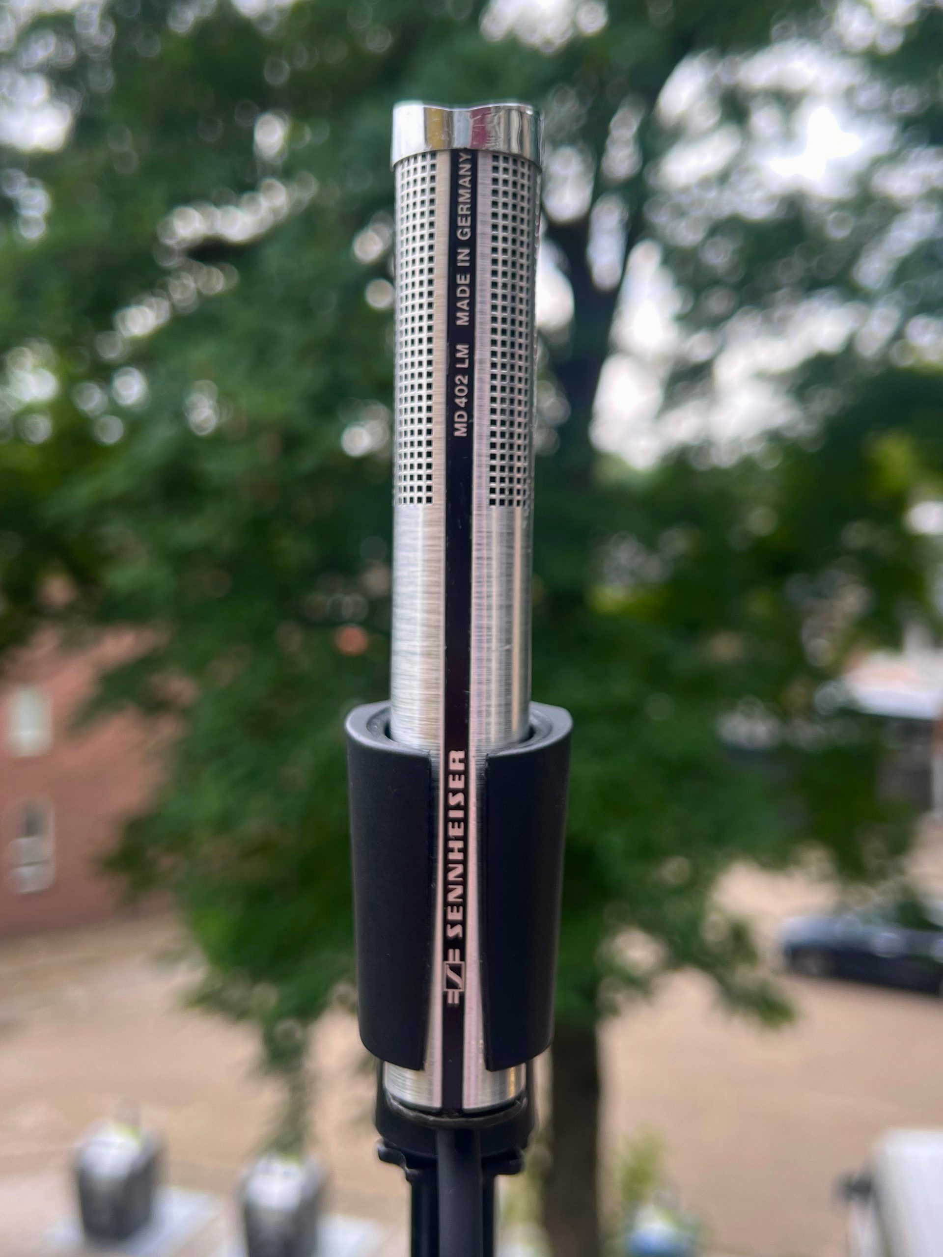 Sennheiser MD402 LM Super-Cardioid Dynamic Microphone - Image 3