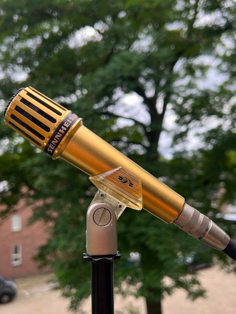 Sennheiser MD415 N Dynamic Microphone in Factory Gold