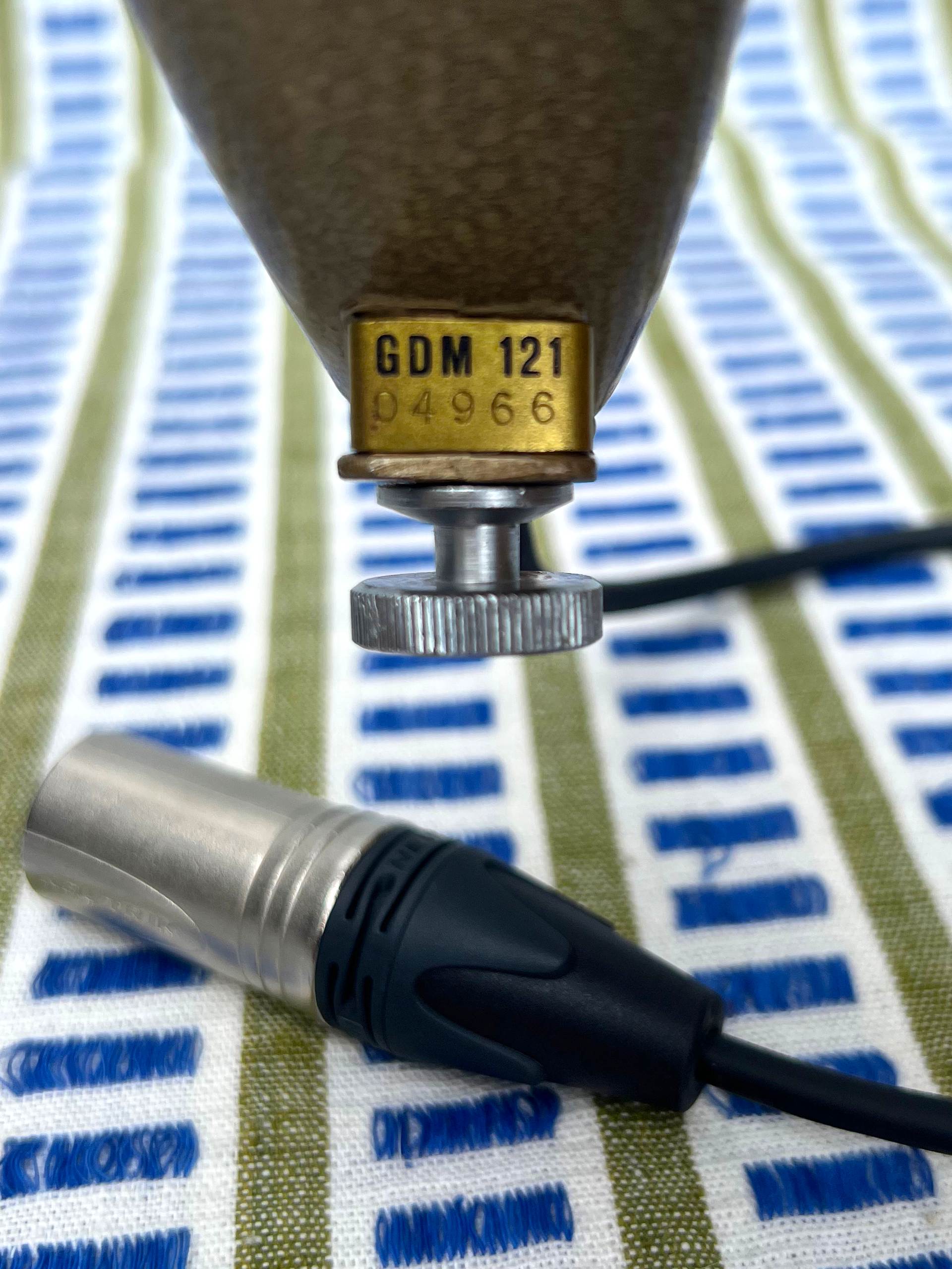 Grundig GDM 121 (Sennheiser MD21) Omnidirectional Dynamic Microphone - Image 7