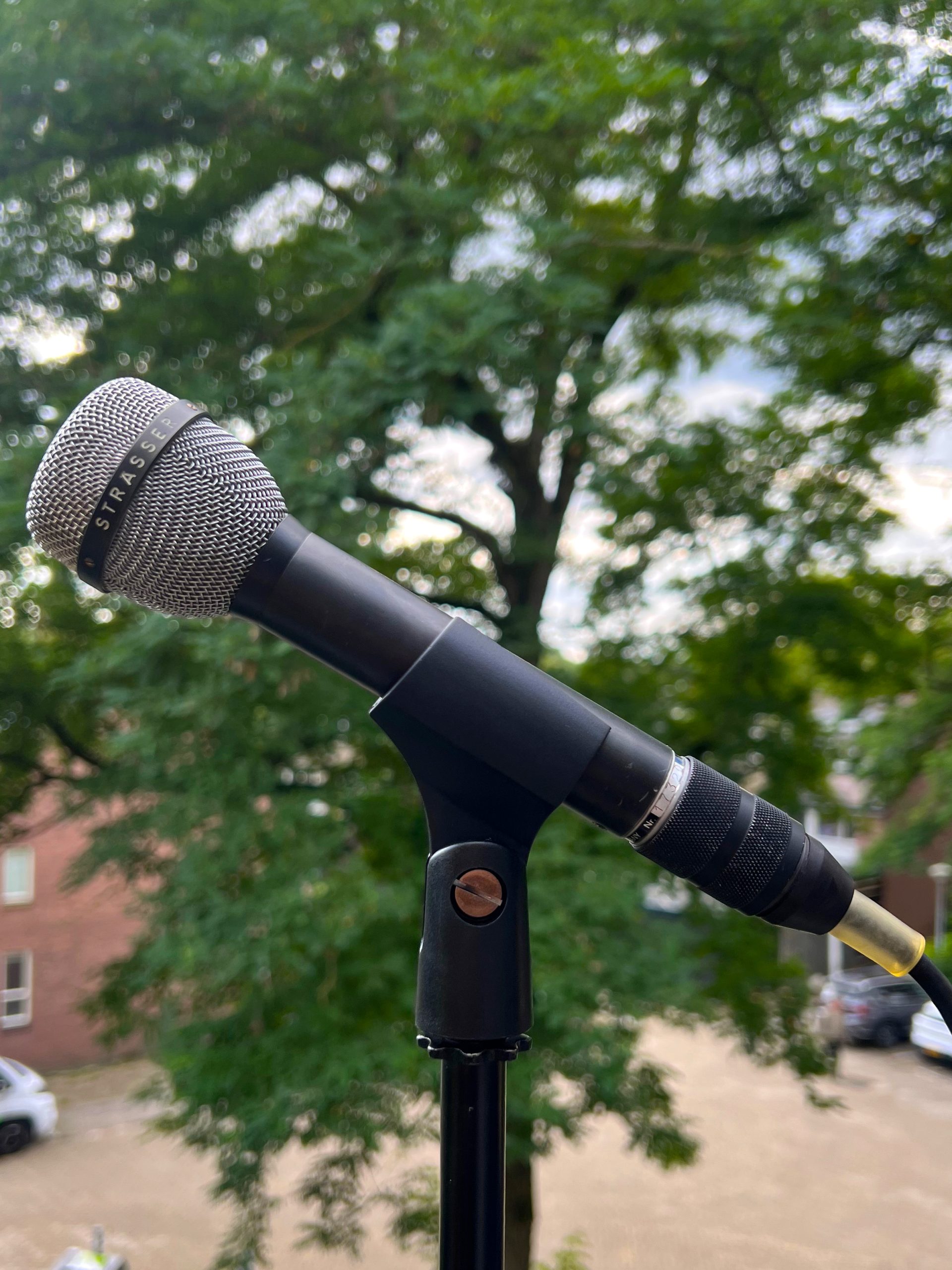 1960's Strässer M17N Dynamic Microphone (Beyerdynamic M69 N) - Image 3