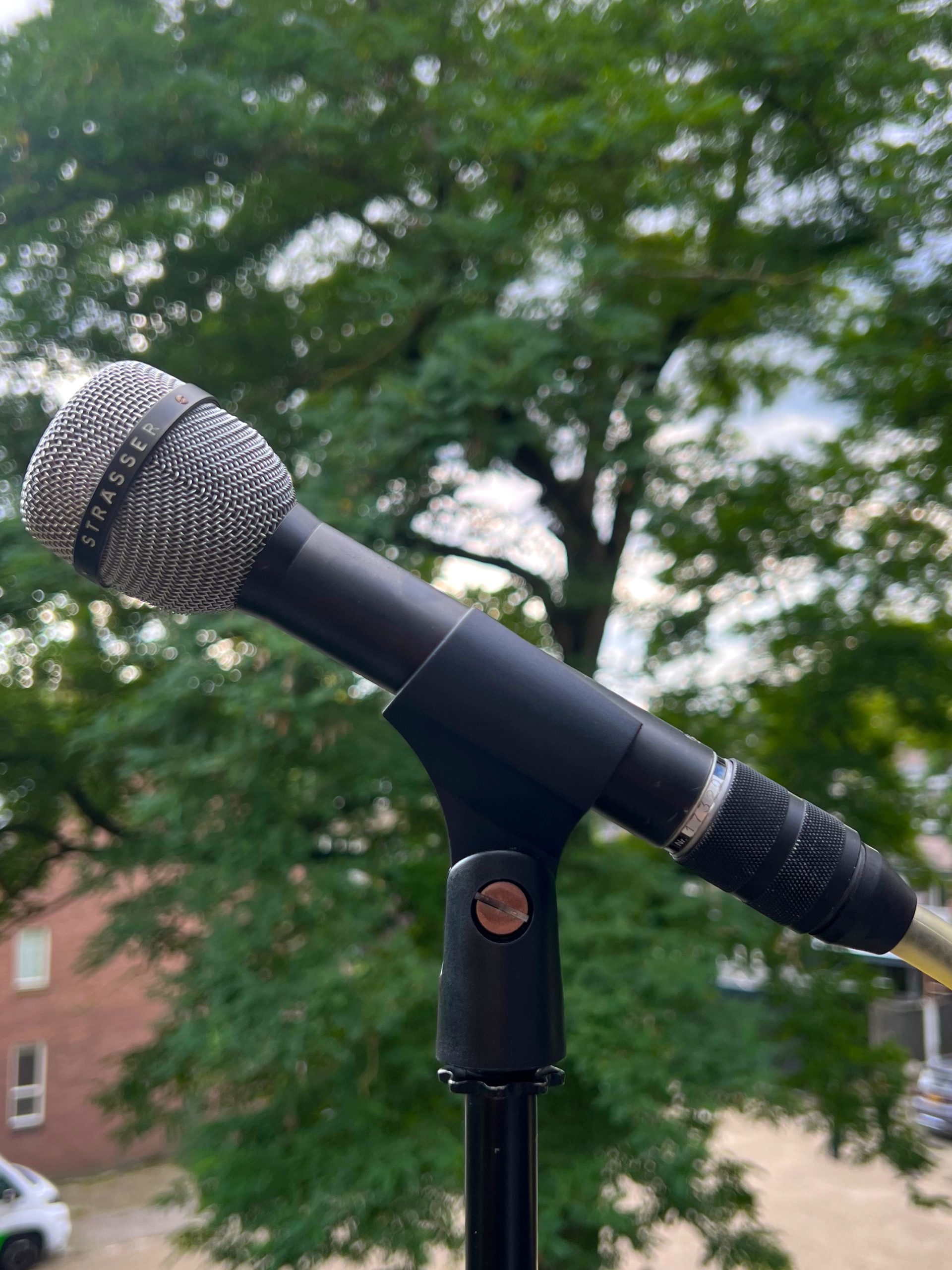 1960's Strässer M17N Dynamic Microphone (Beyerdynamic M69 N) - Image 5