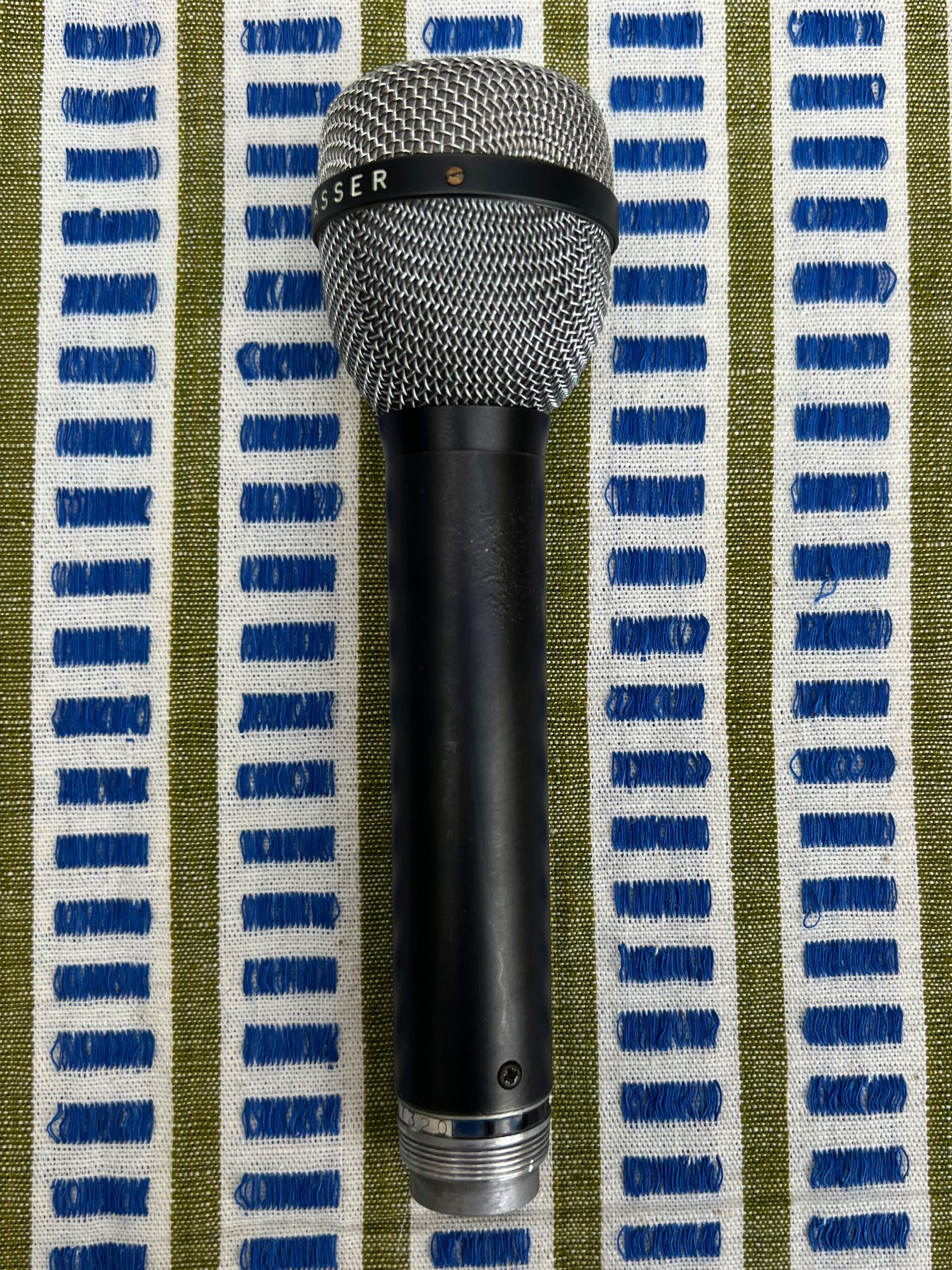 1960's Strässer M17N Dynamic Microphone (Beyerdynamic M69 N) - Image 6