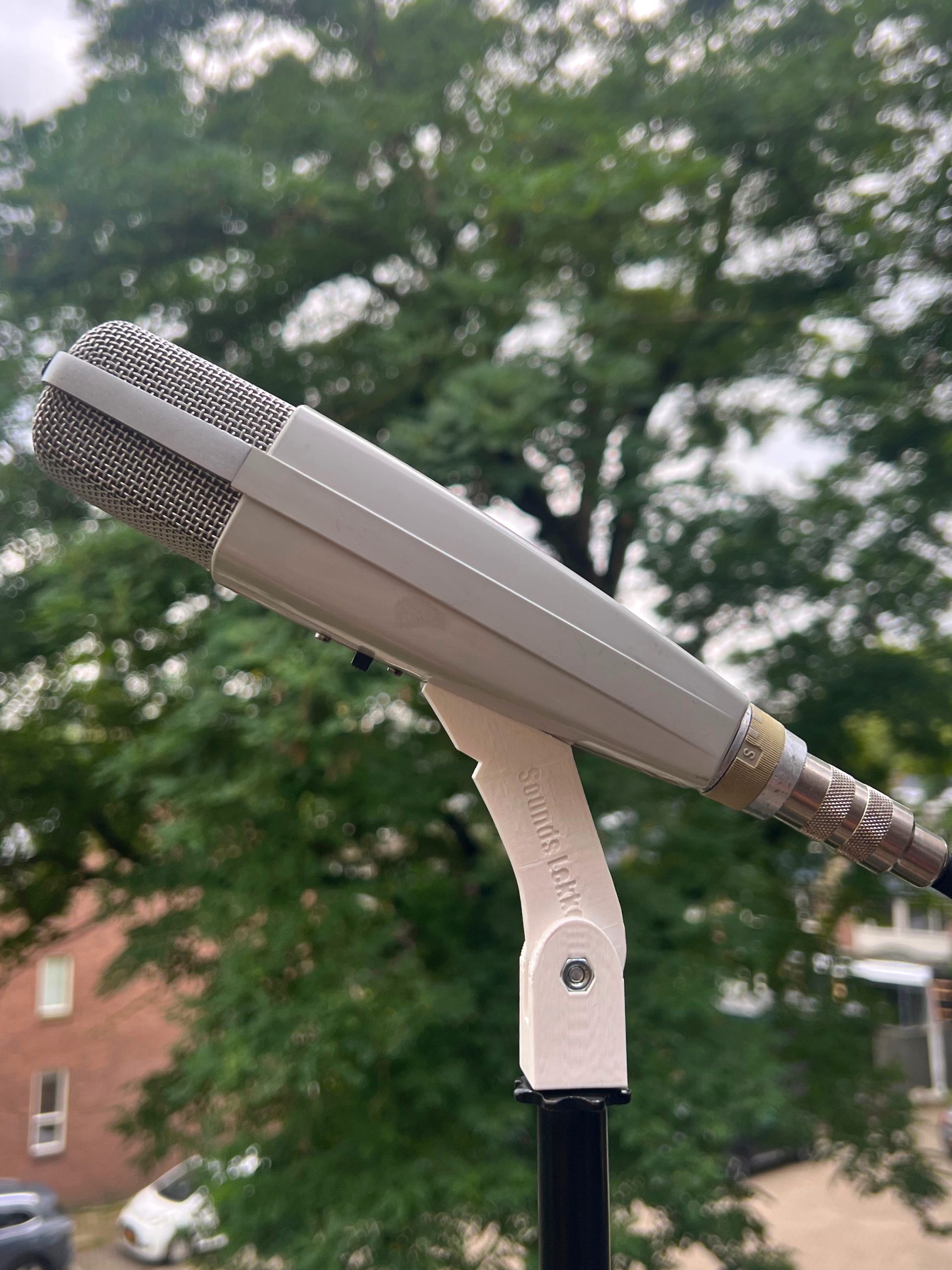 Sennheiser MD421 N Dynamic Microphone - Image 4