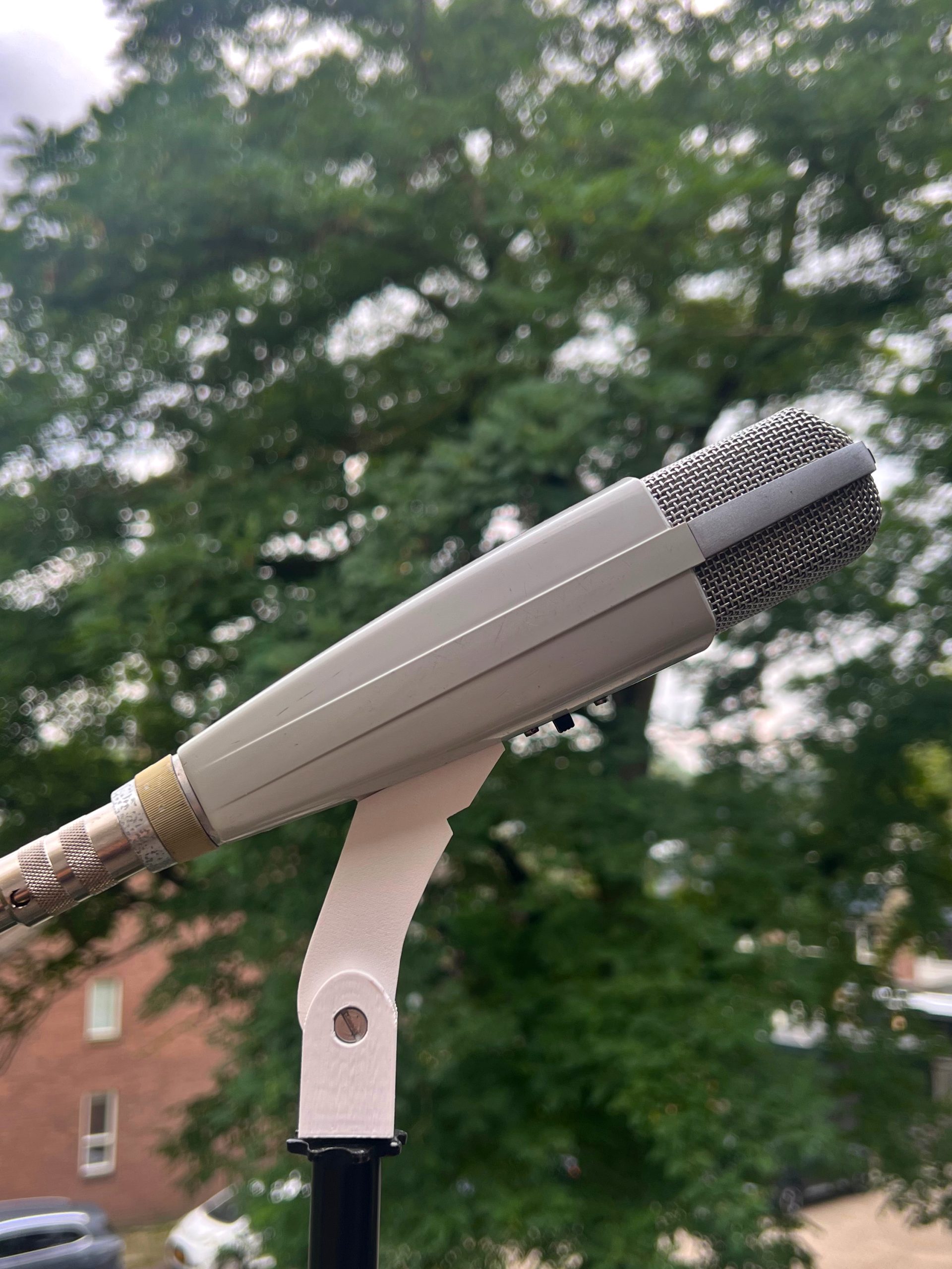 Sennheiser MD421 N Dynamic Microphone - Image 5