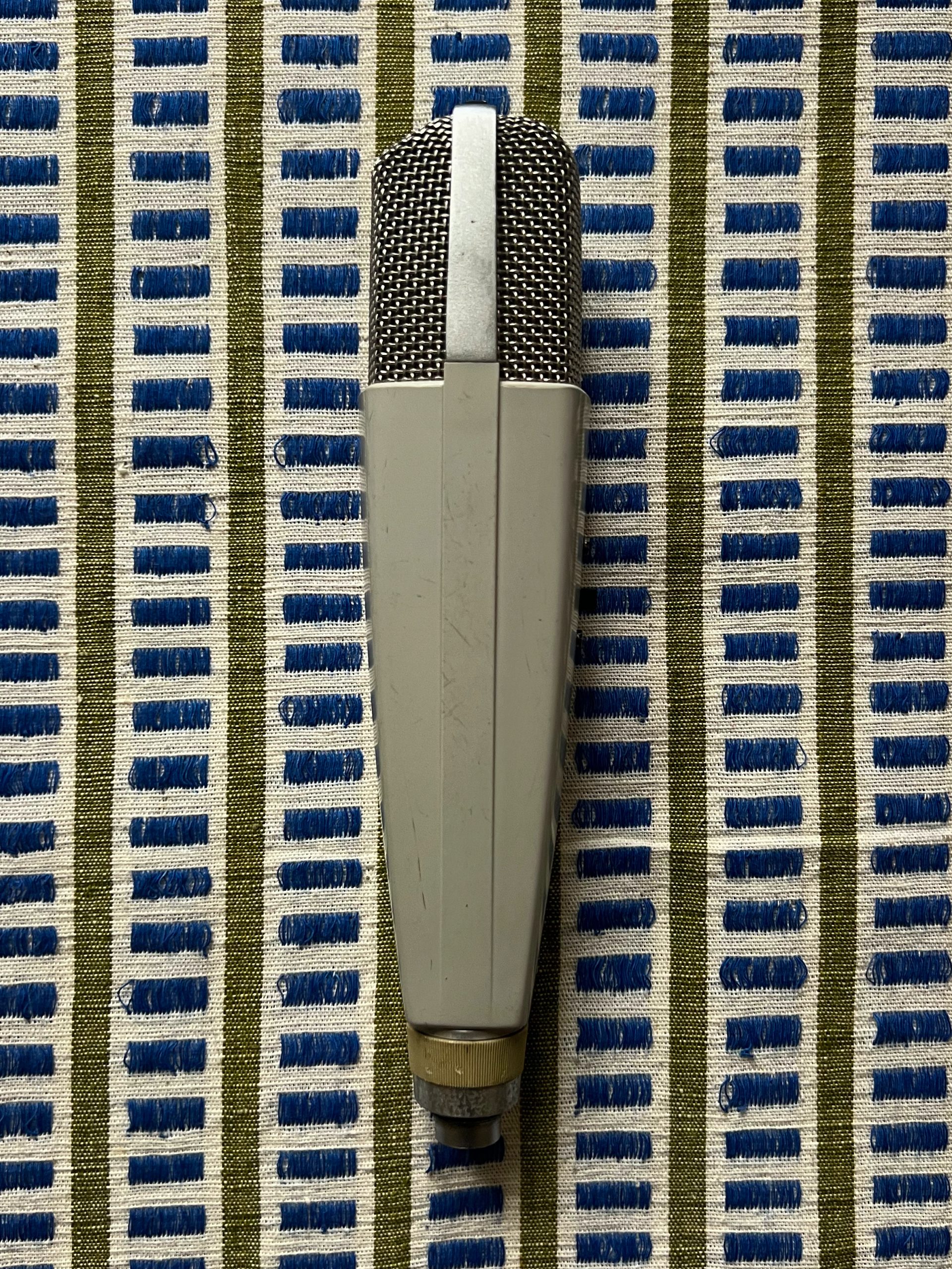 Sennheiser MD421 N Dynamic Microphone - Image 8