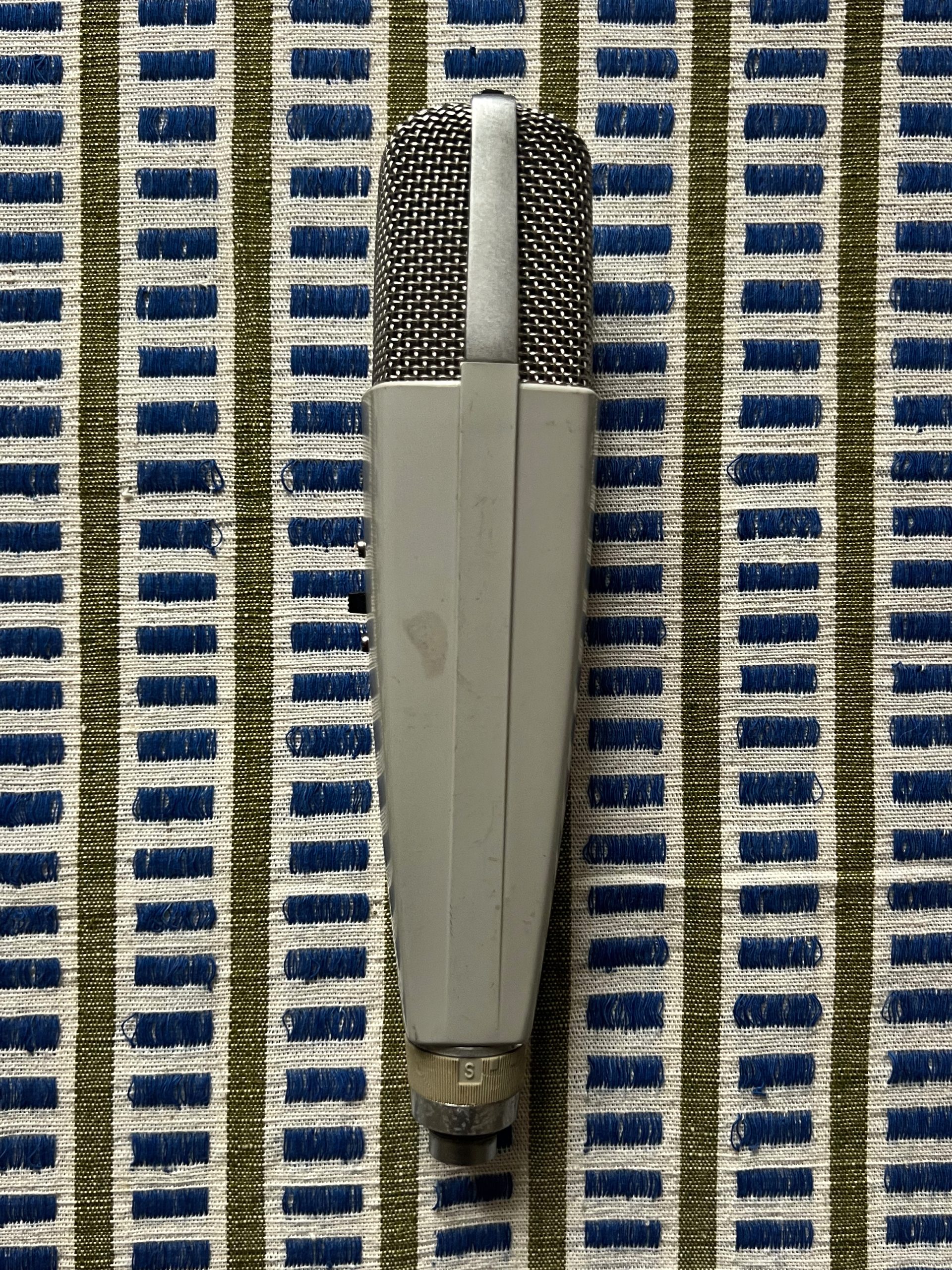 Sennheiser MD421 N Dynamic Microphone - Image 9