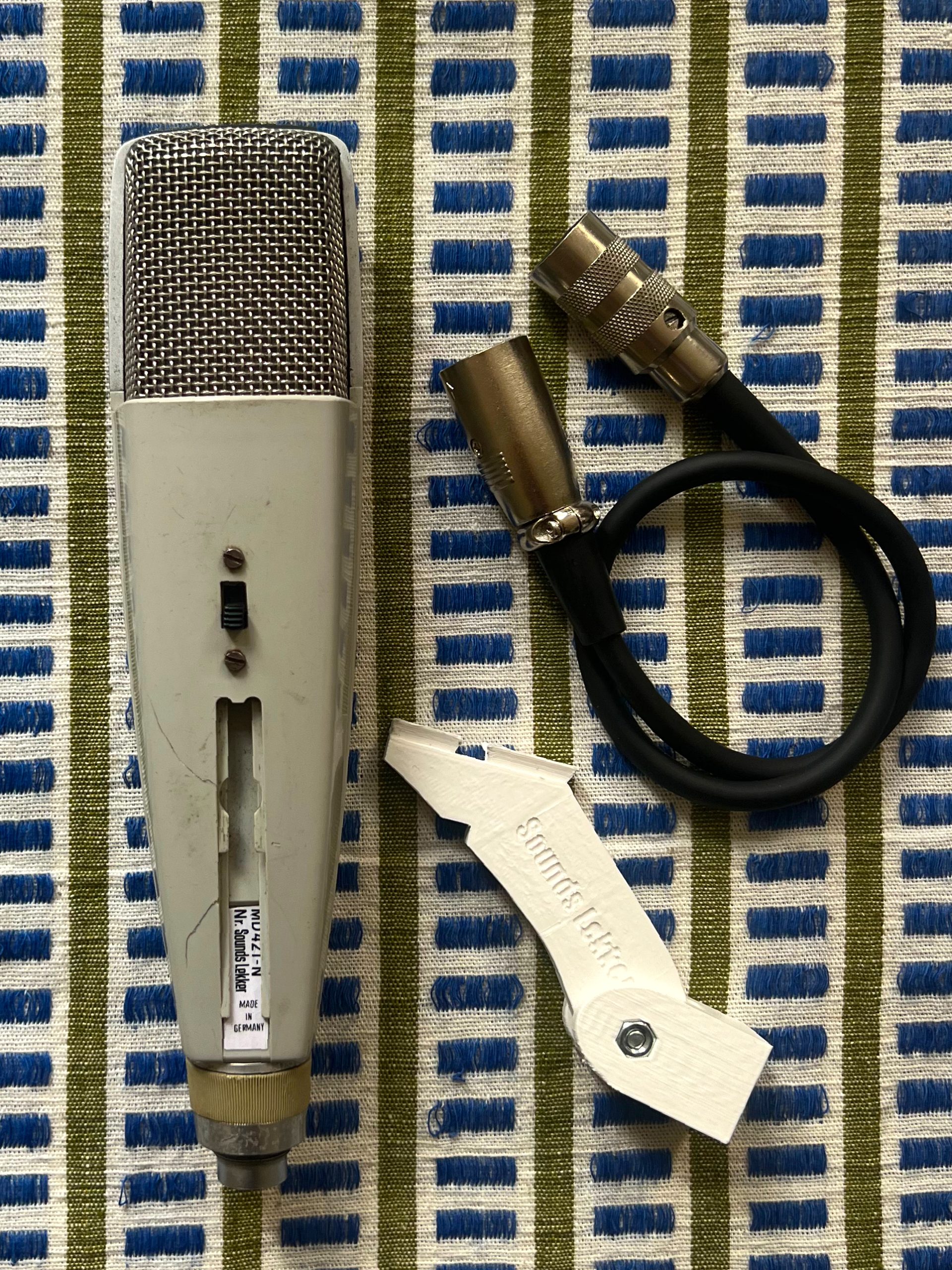 Sennheiser MD421 N Dynamic Microphone - Image 7