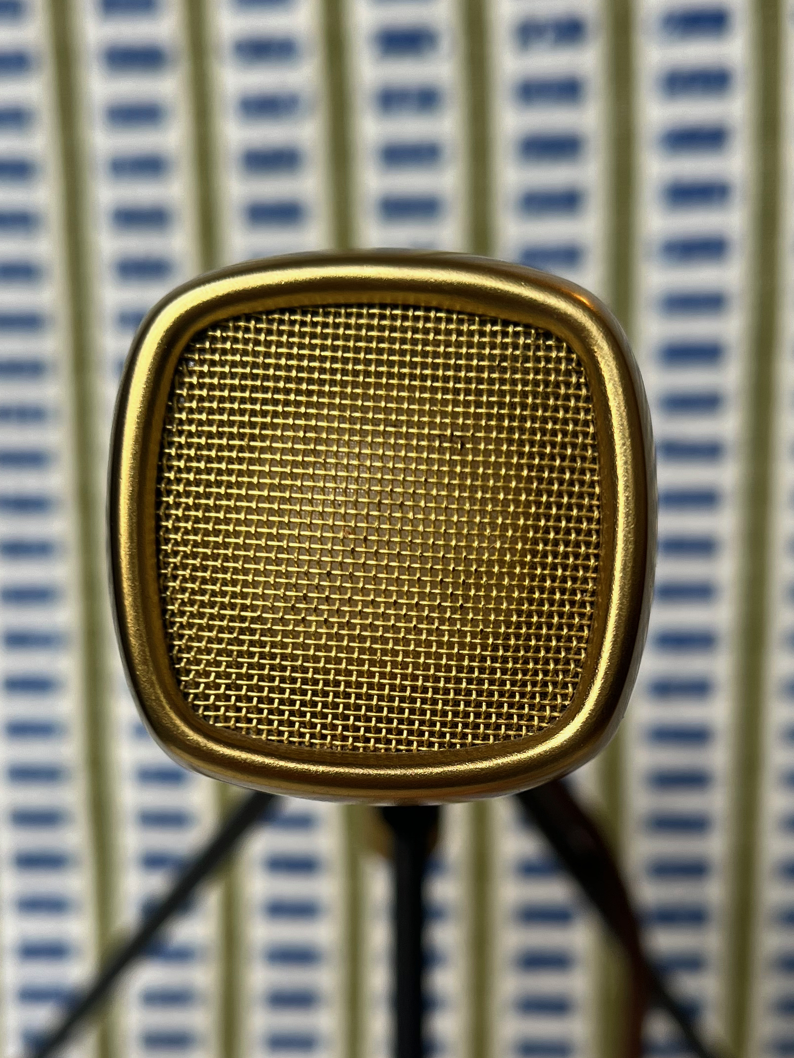 Grundig GDM-121 Omnidirectional Dynamic Microphone - Image 5