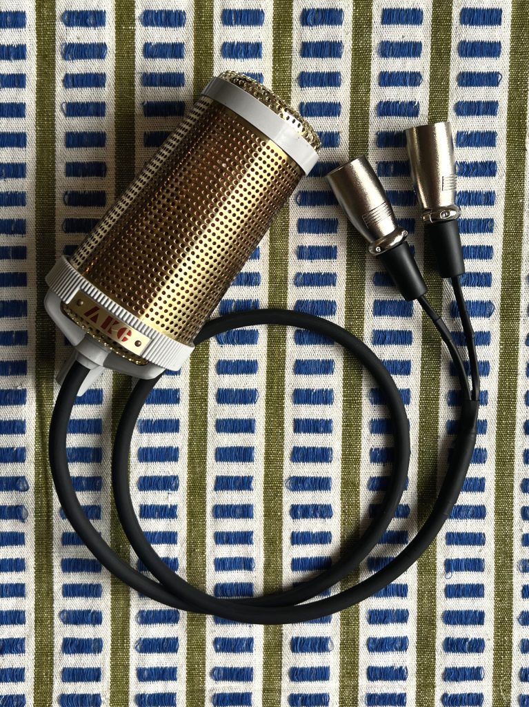 AKG D-88 Stereo Microphone
