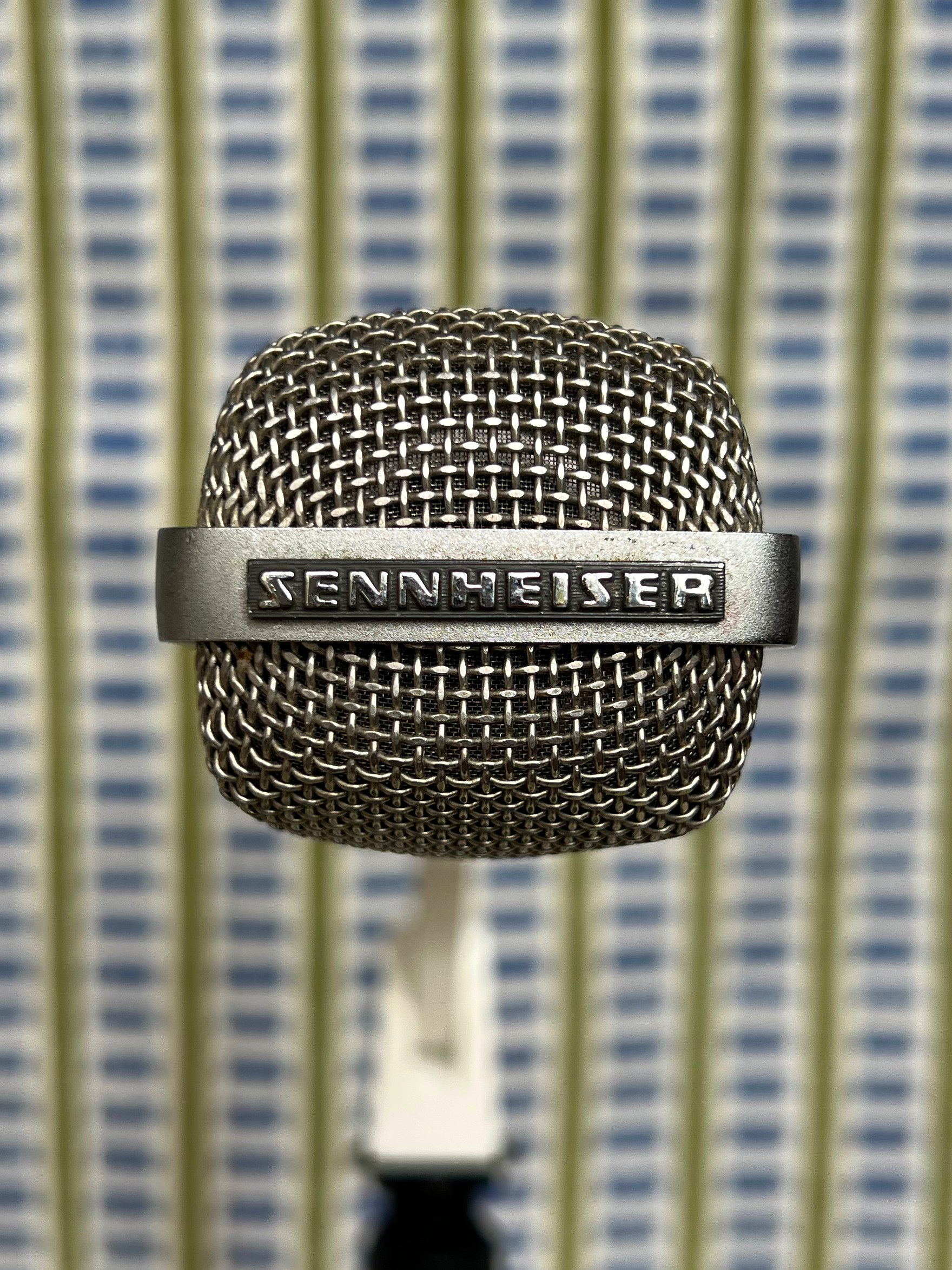 Sennheiser MD421 N Dynamic Microphone - Image 3