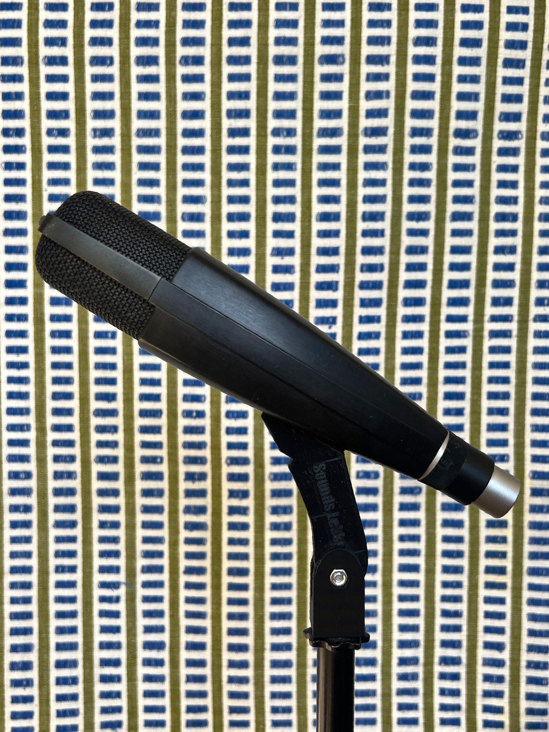 Sennheiser MD421 U-4 Dynamic Microphone (1970's)