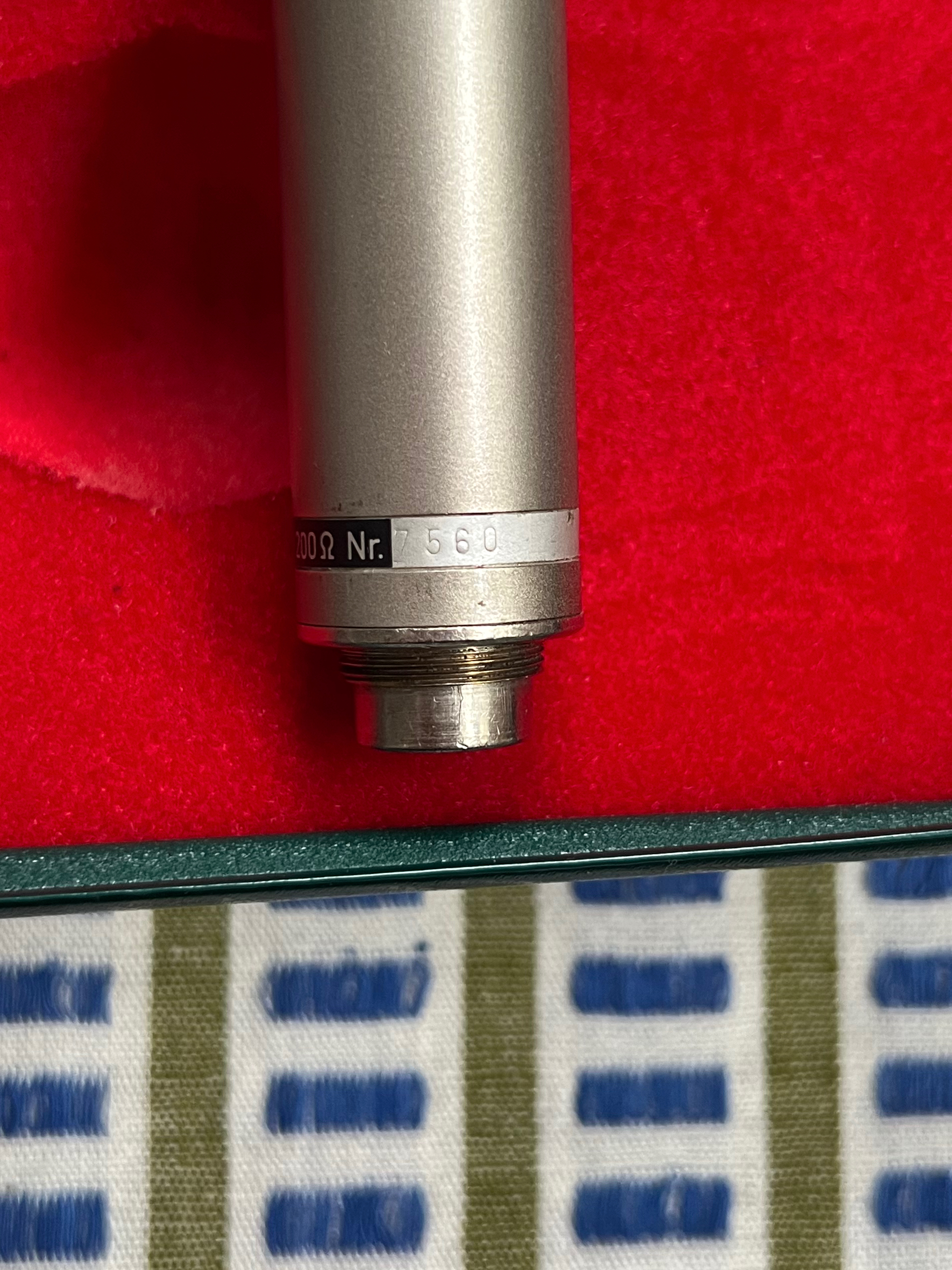 MB Elektronik MB215 Dynamic Microphone Pair - Image 10
