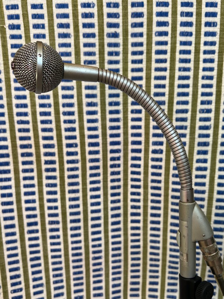 Sennheiser MD408 Gooseneck Cardioid Dynamic Microphone
