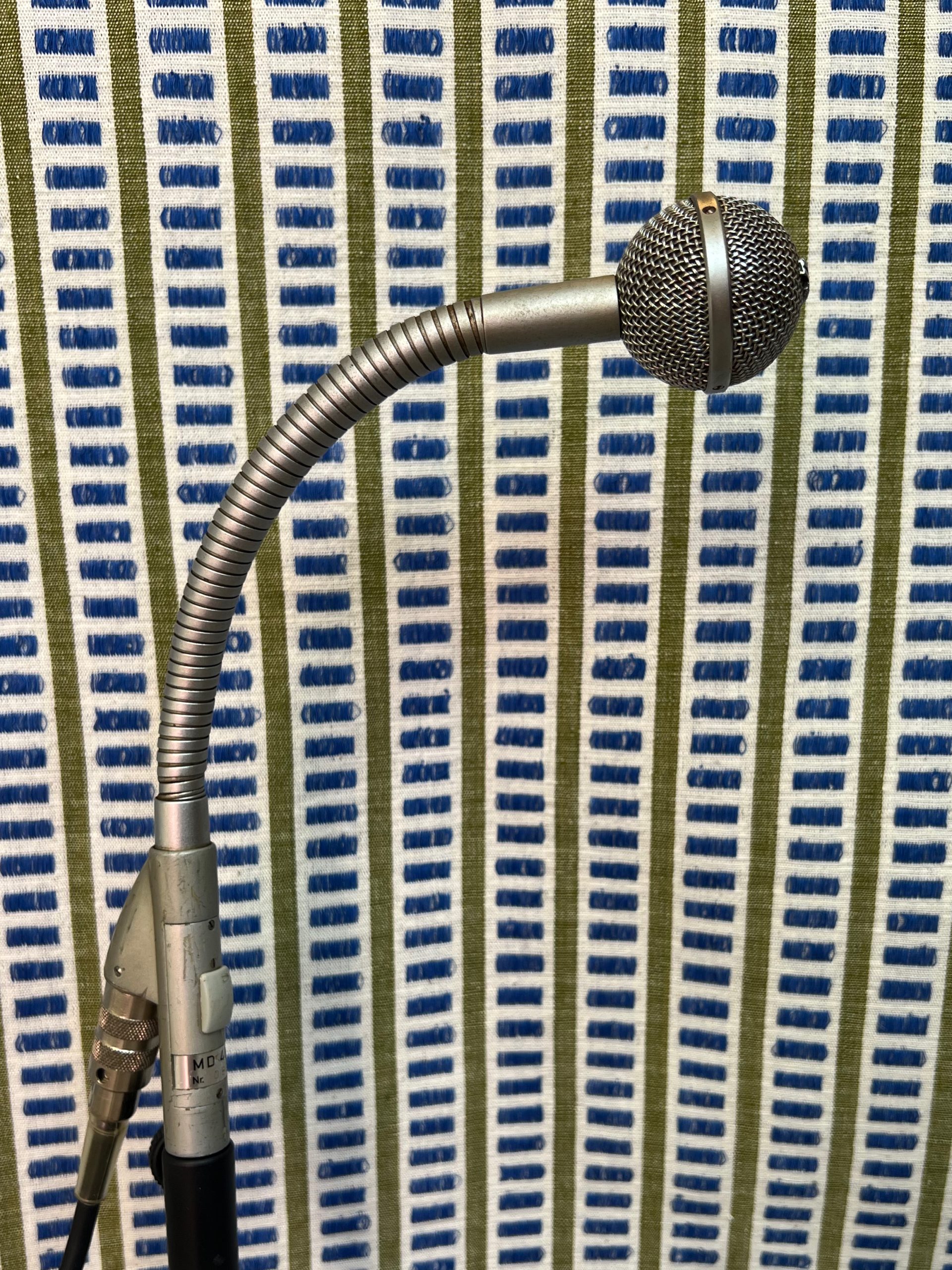 Sennheiser MD408 Gooseneck Cardioid Dynamic Microphone - Image 2