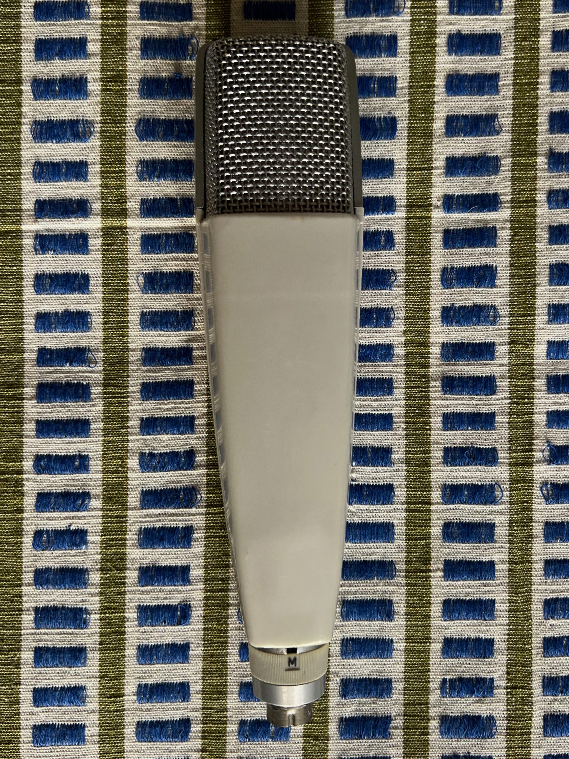 Sennheiser MD421-HN Cardioid Dynamic Microphone - Image 6